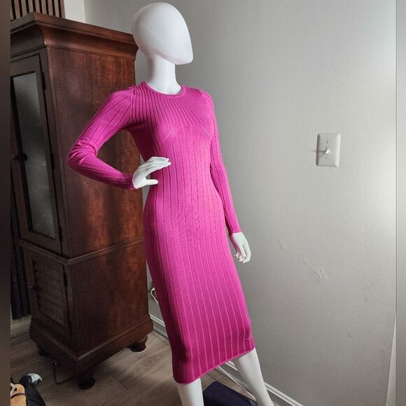 Lilly's Kloset - Picture 9 of 9